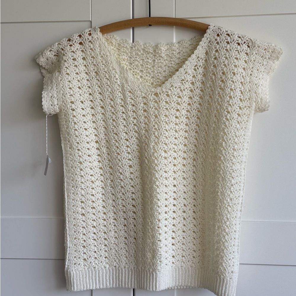Vintage Cream Crochet V‑Neck Short Sleeve Sweater